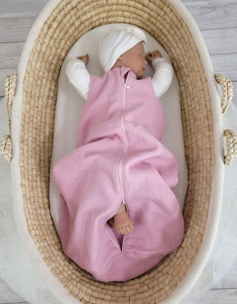 Muślinowy śpiworek dla dzieci zaokrąglony S 0-6 mcy letni TOG 1.0 - pastel pink Muślinowy śpiworek dla dzieci zaokrąglony S 0-6 mcy letni TOG 1.0 - pastel pink