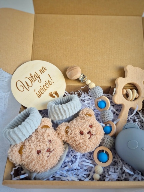 Beżowoszary zestaw powitalny dla chłopca