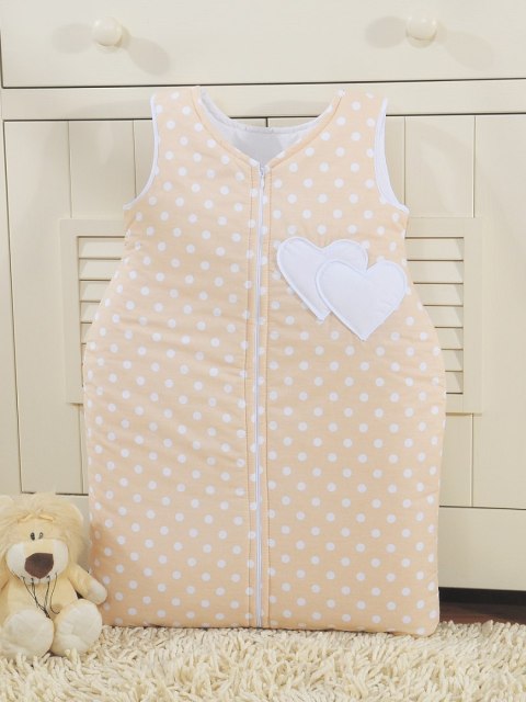 Śpiworek dla dzieci bawełniany M 6-12 mcy TOG 2.5 całoroczny ocieplany serduszka grochy na beżowym