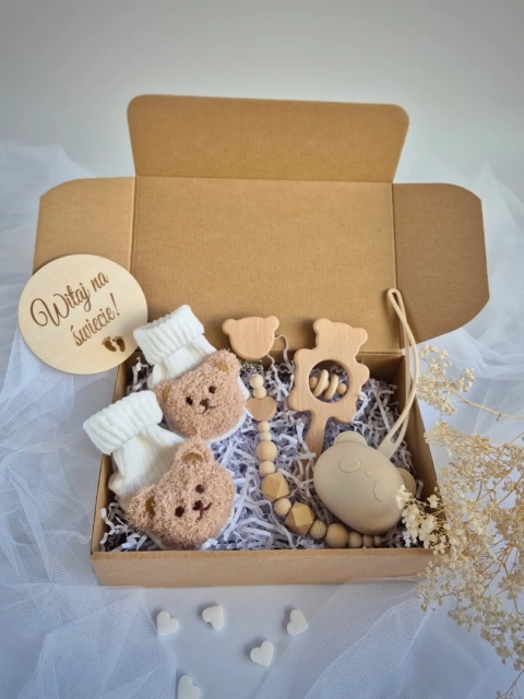 Prezent na chrzest w pudełku