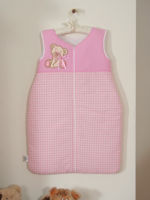 Śpiworek dla dzieci bawełniany M 6-12 mcy TOG 2.5 całoroczny ocieplany Miś z kokardką różowy