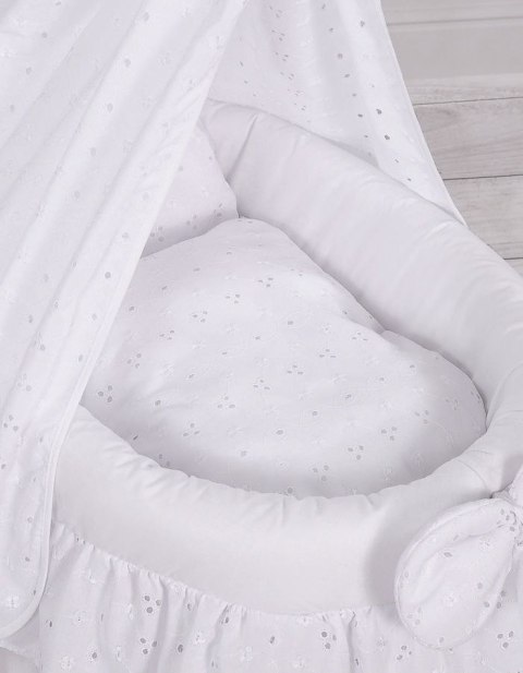 Wózek dla lalek Kosz Mojżesza dla lalek z baldachimem AURORA biały z haftowaną koronką